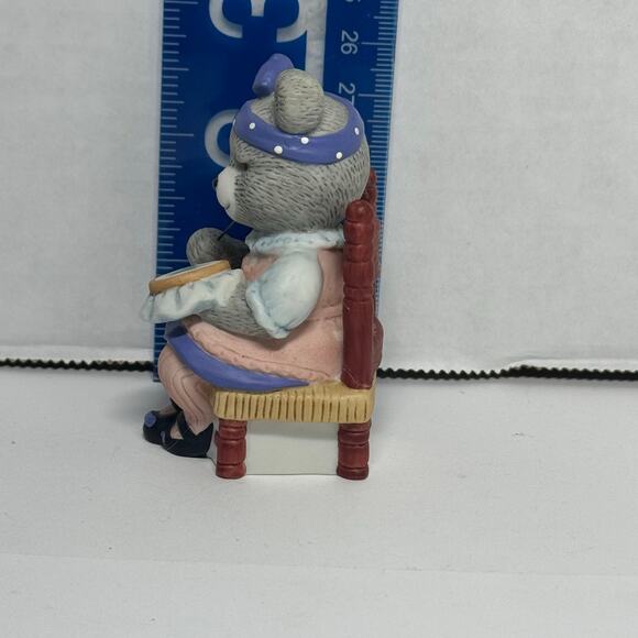 Vintage Bronson Collectibles Flawed Bear Sitting in Chair Embroidering Rare BC - Picture 5 of 8